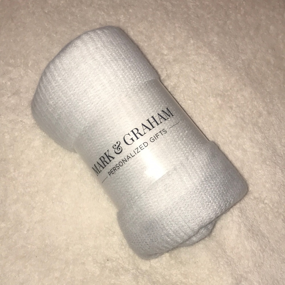 NEW Mark & Graham Colorblock Throw - Picture 2 of 2